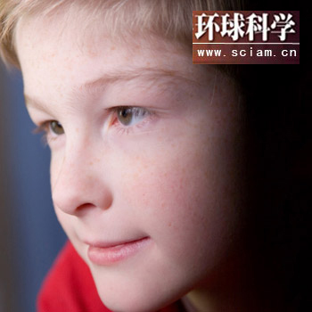 孤独症基因受早期学习影响