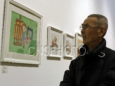 观看自闭症画展