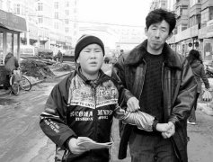 自闭症孩子的家长应该扮演什么角色？