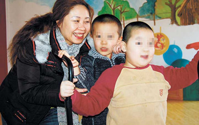 星妈妈杨晓华与他的孩子们