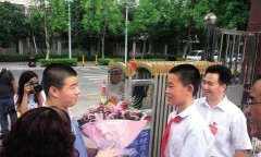 深圳自闭症患儿李孟重返校园